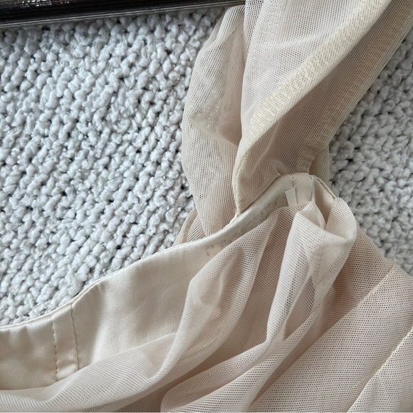 Oh Polly Cream Bodysuit Top 4 - Picture 3 of 6